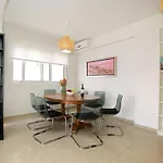 Salt And Sun Holiday home Nikiana