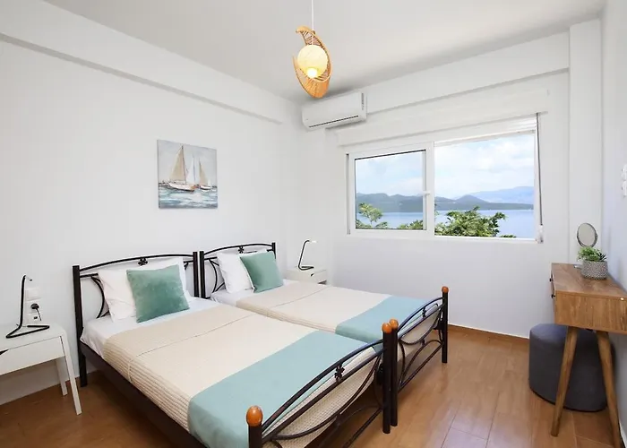 Salt And Sun بيت للعطل نِكيانا