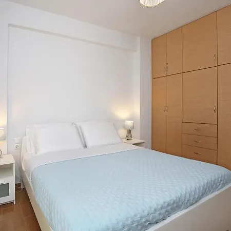 Salt And Sun * Nikiana