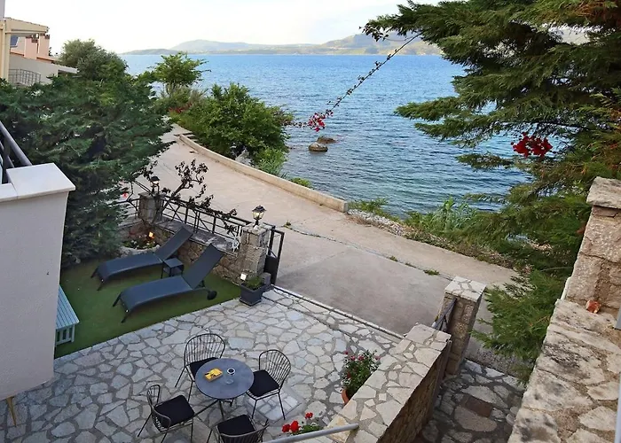 Nyaraló Salt And Sun Nikiána